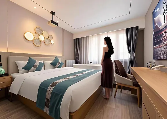 East Sacred Hotel-Beijing Tiananmen Square,The Forbidden City,Wangfujing Subway St Ation,Located In The City Center